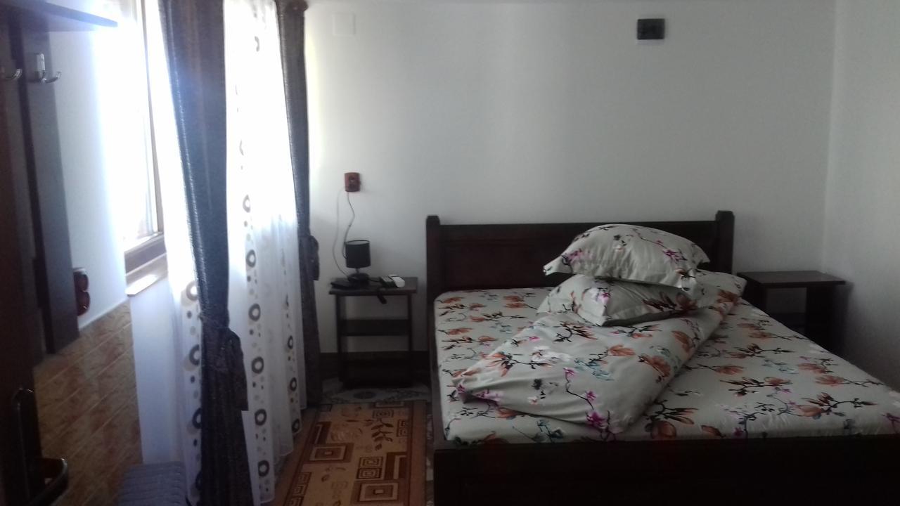 Colibiţa Casa Edy酒店 外观 照片